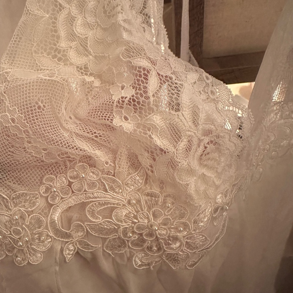 Women’s lingerie - Picture 4 of 6